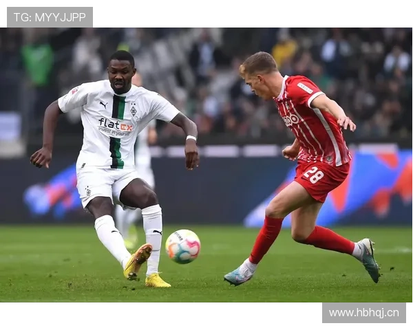 小图拉姆近期比赛表现稳健,进攻端持续贡献关键数据 小图拉姆近期比赛表现稳健,进攻端持续贡献关键数据