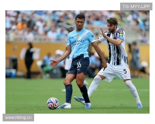 罗德里与球迷的互动方式 罗德里与球迷的互动方式