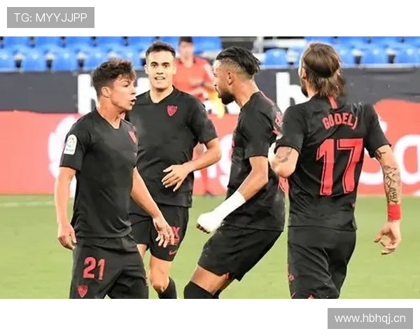 迪马利亚与阿尔维斯边路攻防能力对比分析