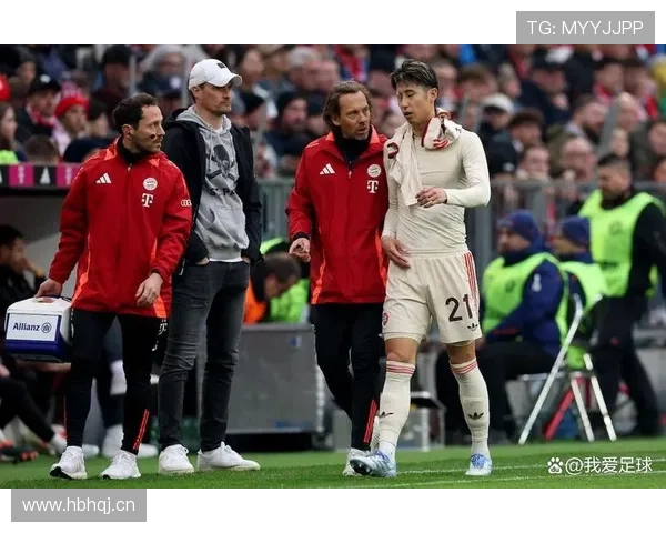 拜仁慕尼黑的控制力下降，本质是中场与防线脱节