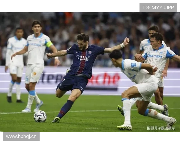 巴黎圣日耳曼边路进攻被看穿，战术单一问题逐步反映