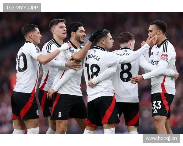 曼联进攻组织混乱问题显现，对球队近期表现形成制约